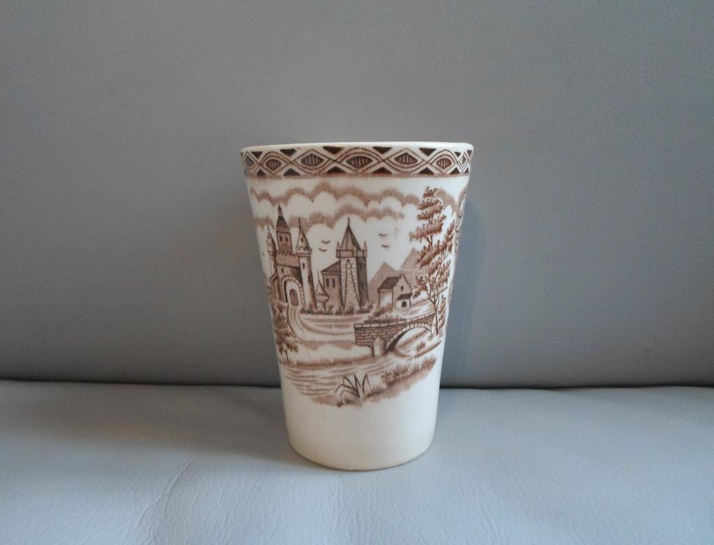 Petrus Regout Maastricht Beker British Castles, Ophalen of Verzenden