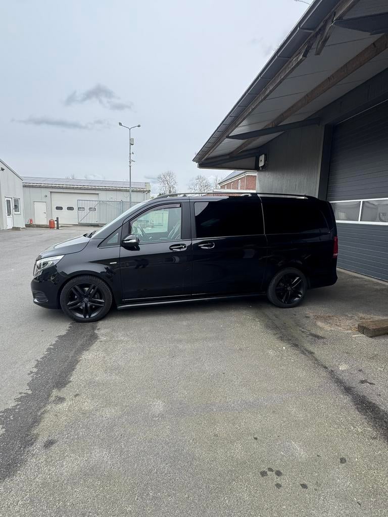 Mercedes-Benz v250 Zwart ex btw, Achterwielaandrijving, 190 pk, 2500 kg, Zwart