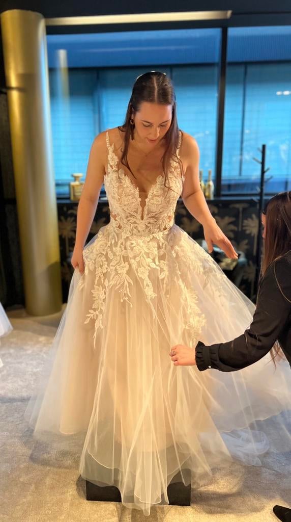 Trouwjurk van Étoile NIEUW | 40, Kleding | Dames, Trouwkleding en Trouwaccessoires, Ophalen