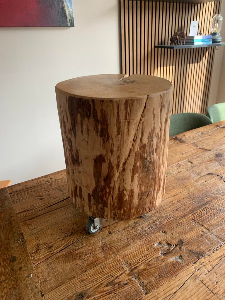 Boomstam bijzettafel op wieltjes - Uniek en robuust, Minder dan 55 cm, Gebruikt, Rond, Hout
