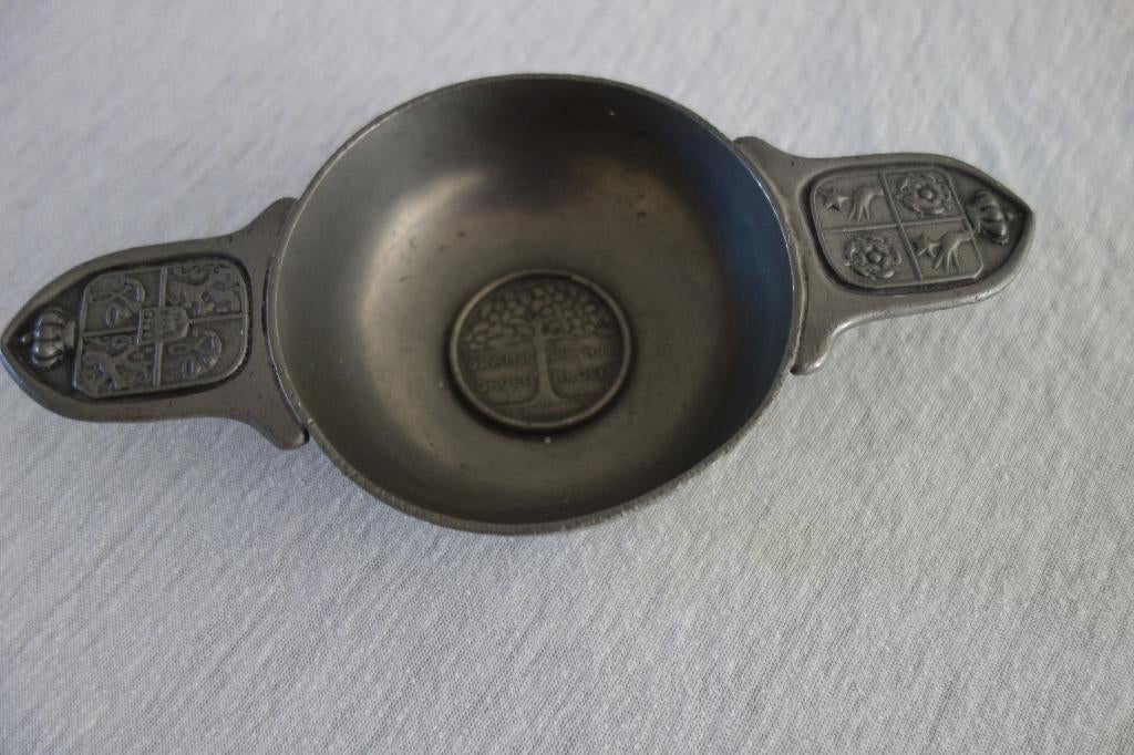 Drinknap koninklijk tin, Antiek en Kunst, Antiek | Tin, Ophalen of Verzenden