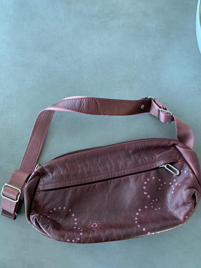 Mandarina Duck schoudertasje, Overige merken, Ophalen of Verzenden, Zo goed als nieuw, Leer