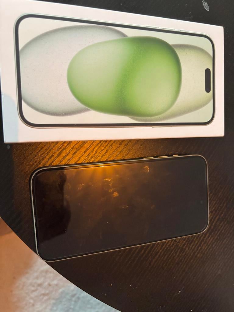 iPhone 15 Plus met oplader, 128 GB, Ophalen of Verzenden, Zo goed als nieuw, Zonder simlock