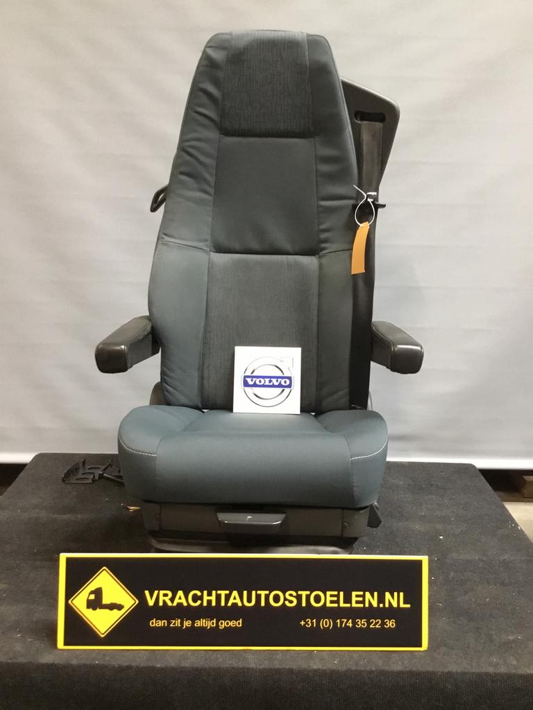 Nette vrachtautostoel VOLVO Isri met I-shift, Ophalen of Verzenden, Gereviseerd, Volvo, Interieur en Bekleding