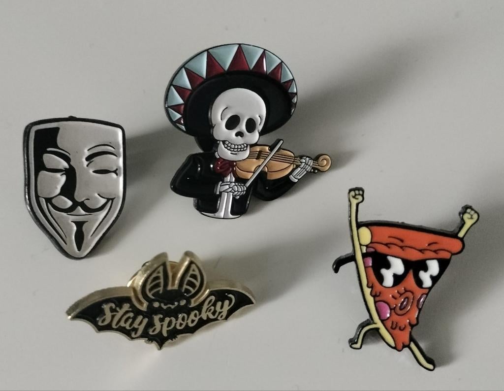 4 PINS, Ophalen of Verzenden, Nieuw, Figuurtje, Speldje of Pin