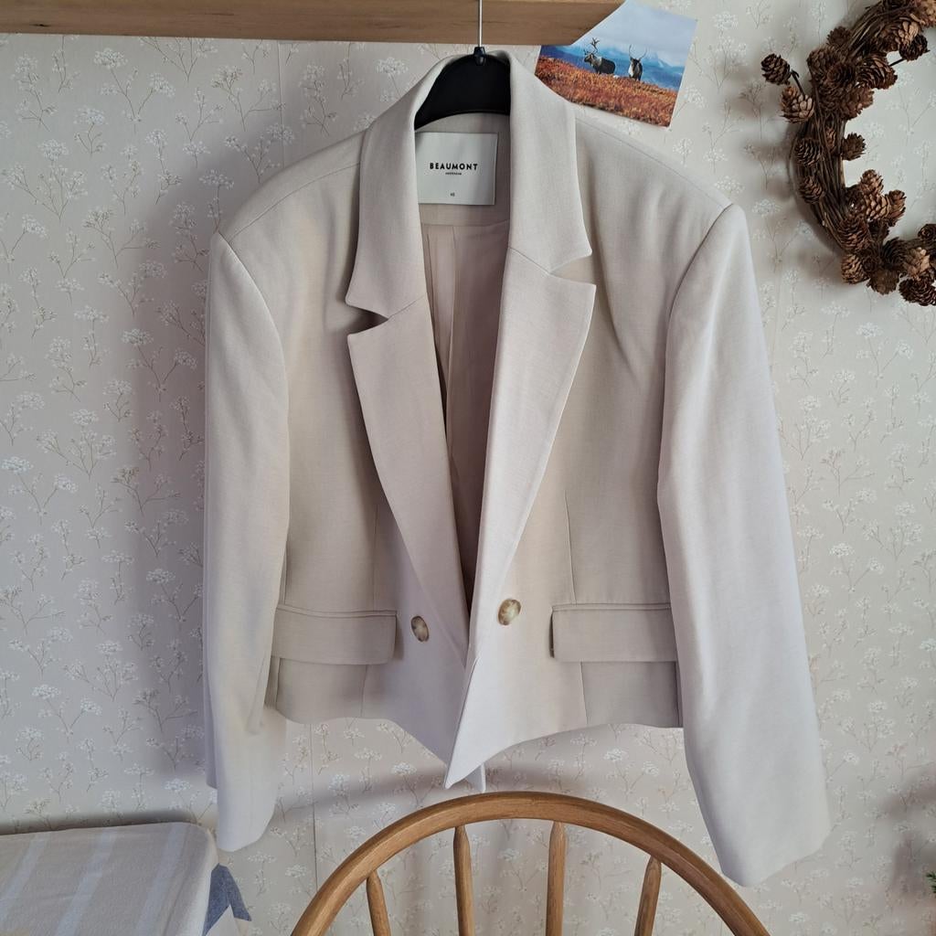 Korte blazer Pleun van Beaumont, Kleding | Dames, Jasjes, Kostuums en Pakken, Zo goed als nieuw, Ophalen of Verzenden