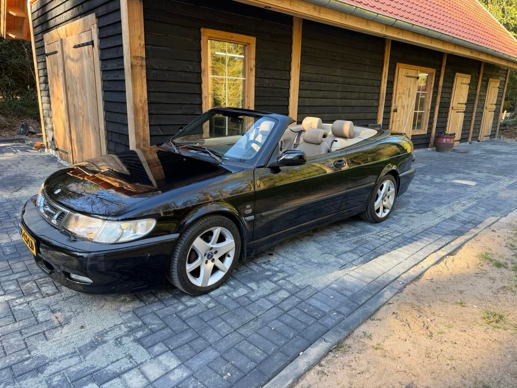 Saab 9-3 2.0 Turbo Cabrio 2003 Zwart, Auto's, Saab, Voorwielaandrijving, Beige, 4 cilinders, Cabriolet