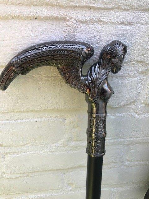 mooie metalen wandelstok, gevleugelde dame, Ophalen of Verzenden, Zo goed als nieuw