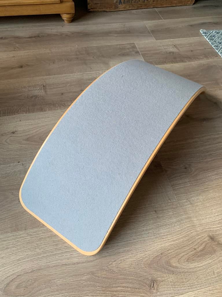 Wobbel Original - blank gelakt met grijs vilt, Ophalen of Verzenden, Gebruikt