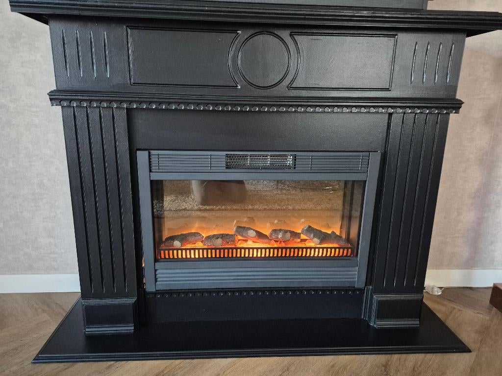 schouw met sierhaard, Ophalen, Gebruikt, Vrijstaande haard, Elektrische haard