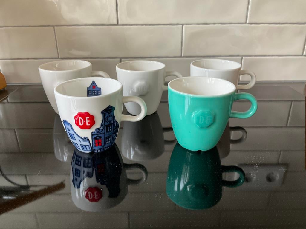 Douwe Egberts cappuccino bekers met oor, diverse soorten (4), Ophalen of Verzenden, Zo goed als nieuw, Overige stijlen, Kop(pen) en/of Schotel(s)