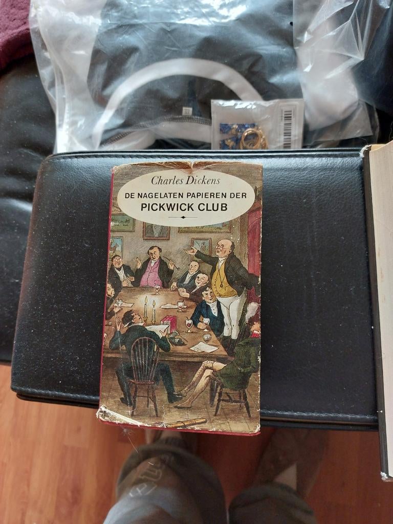 Charles Dickens - De nagelaten papieren der Pickwick Club, Ophalen of Verzenden, Gelezen, Charles Dickens, Nederland