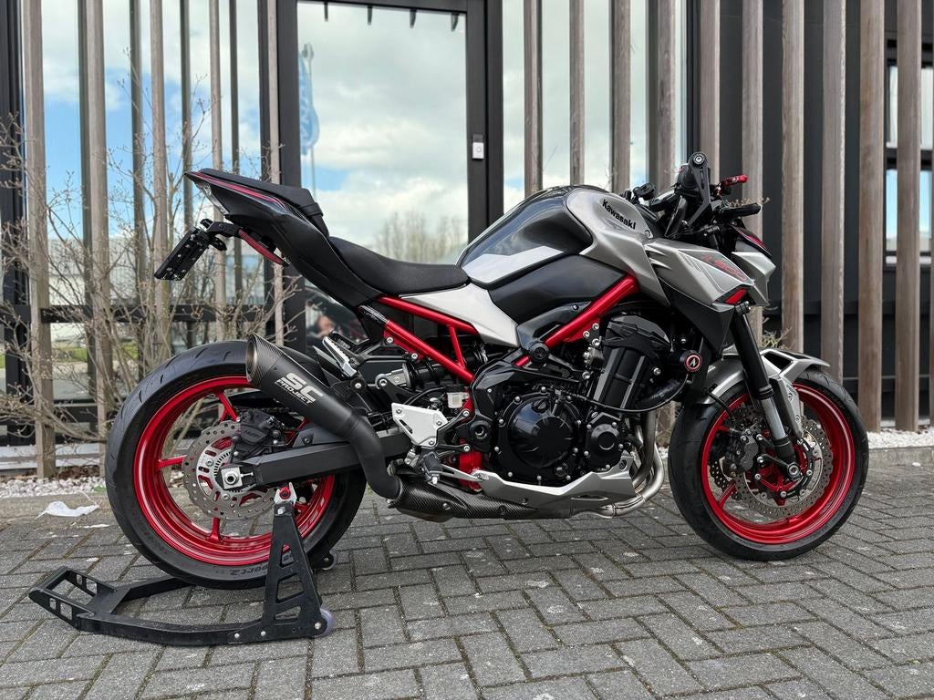 KAWASAKI Z900-2023- Sc-Project -fabrieksgarantie! A2!, 4 cilinders, Motorrijbewijs A, 948 cc, Bedrijf
