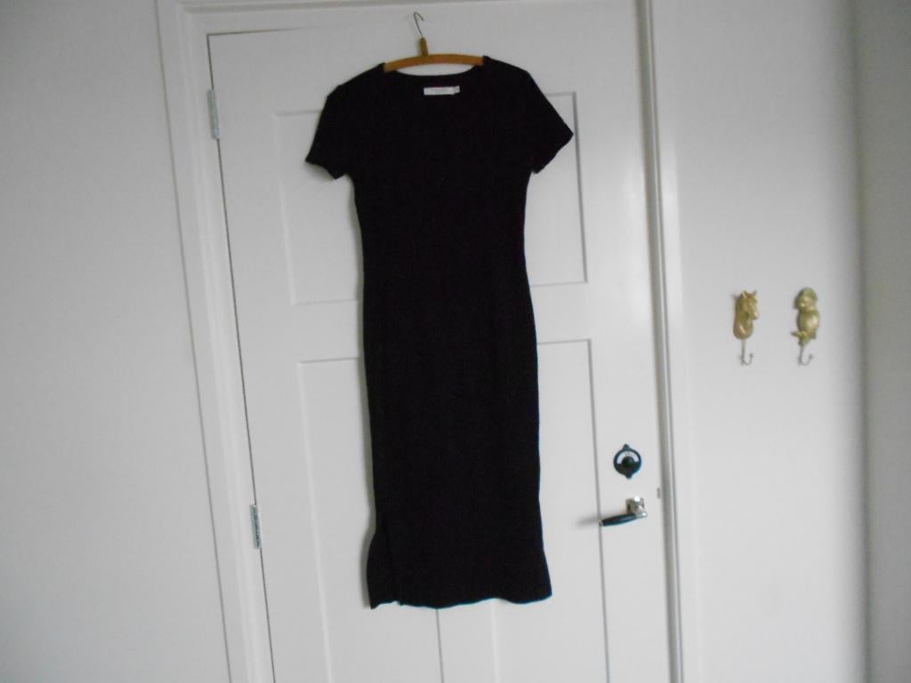 Zwarte jurk van Costes, maat XS., Kleding | Dames, Zwart, Ophalen of Verzenden, Zo goed als nieuw, Costes