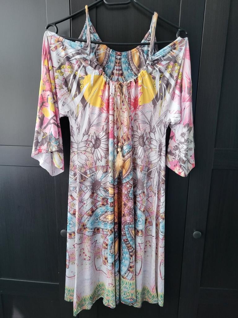 Jurk met bloemenprint en open schouders, Overige kleuren, Maat 42/44 (L), Ophalen of Verzenden, Boven de knie