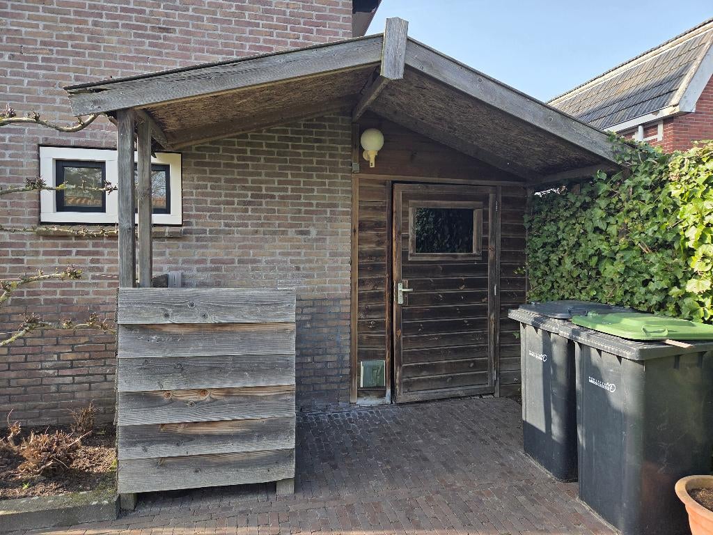 Schuurtje hout/daksingels rood, Ophalen, Gebruikt, Hout, Overige typen