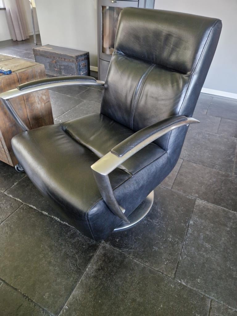 Mooie zwarte leren draaistoel, Ophalen, Gebruikt, Leer