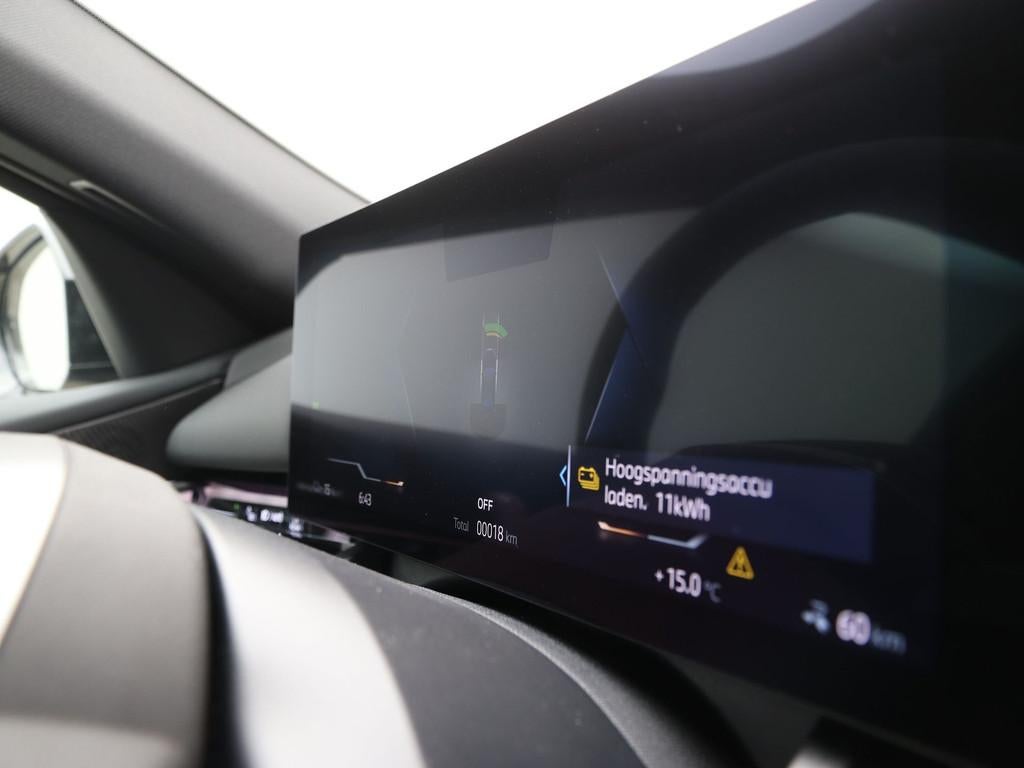 BMW i5 eDrive40 M Sport Edition 84 kWh (bj 2025, automaat), Auto's, Automaat, 2095 kg, Achterwielaandrijving, Met garantie (alle)