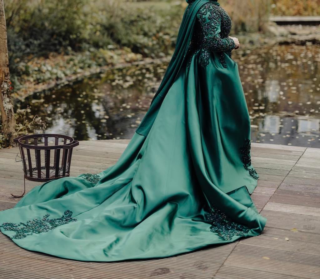 Henna jurk, Ophalen, Gedragen, Groen, Trouwjurk