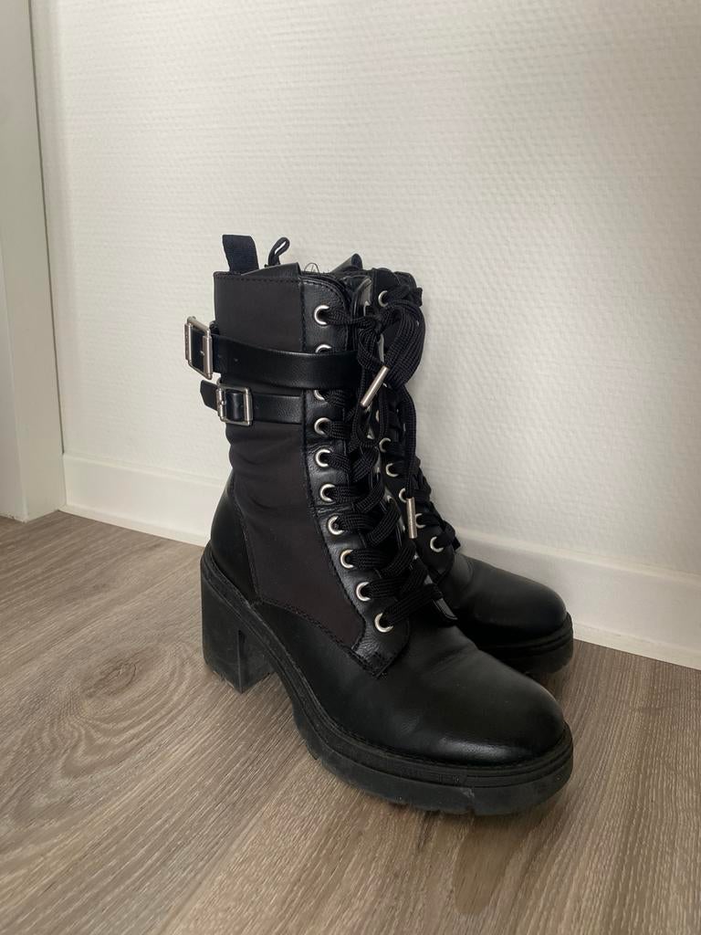 Esprit lace boots 36, Zwart, Lage of Enkellaarzen, Ophalen of Verzenden, Gedragen