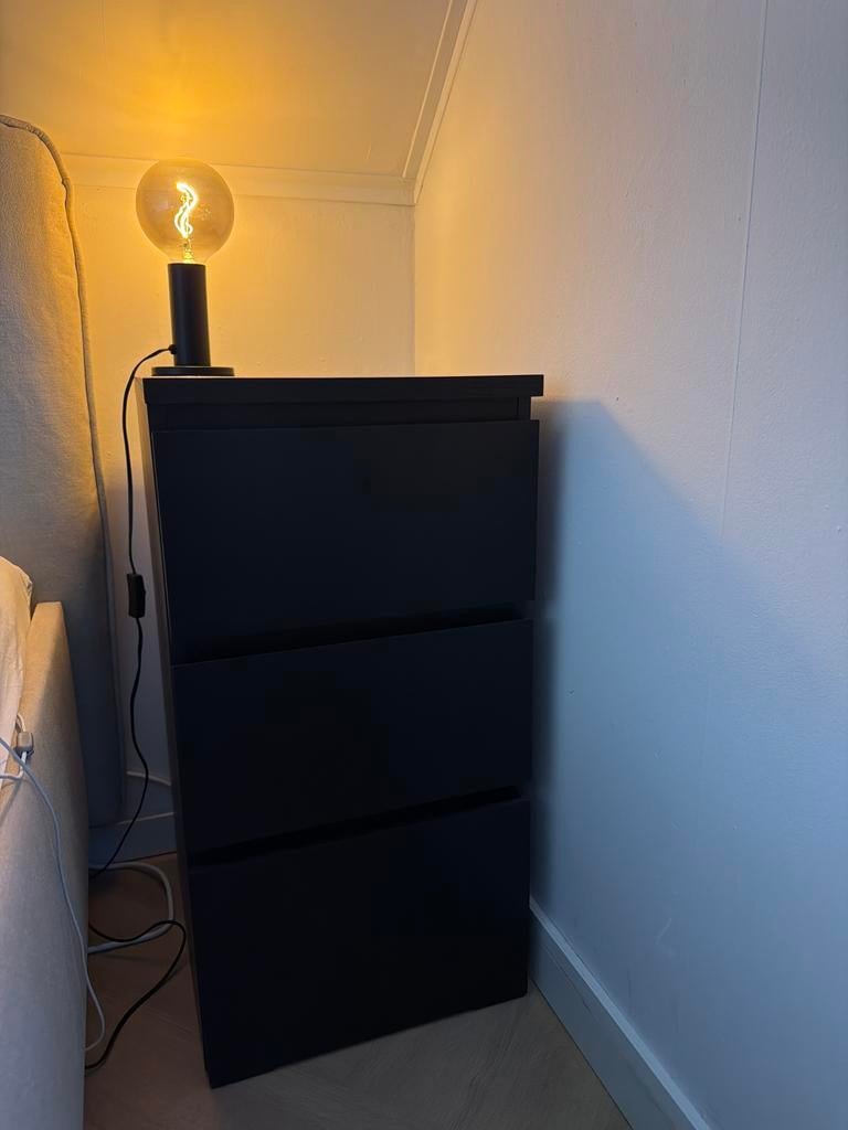 Twee zwarte ladekasten, 40 cm breed x 78 hoog MALM, Ophalen, Minder dan 45 cm, 55 tot 70 cm, Zo goed als nieuw