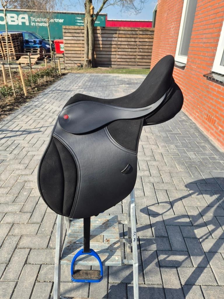 Thorowgood t4 veelzijdigheidzadel, 17.5 inch, Ophalen, Dressuur