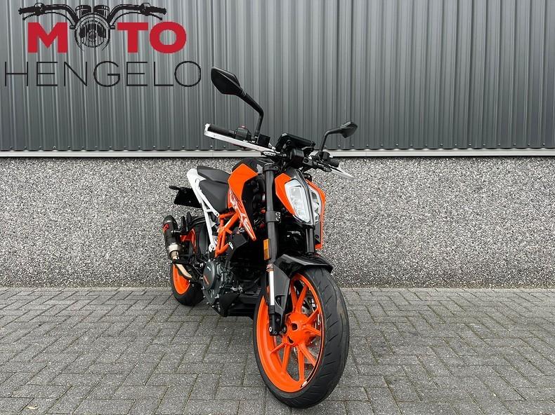 KTM DUKE 390 (bj 2017) - foto 2