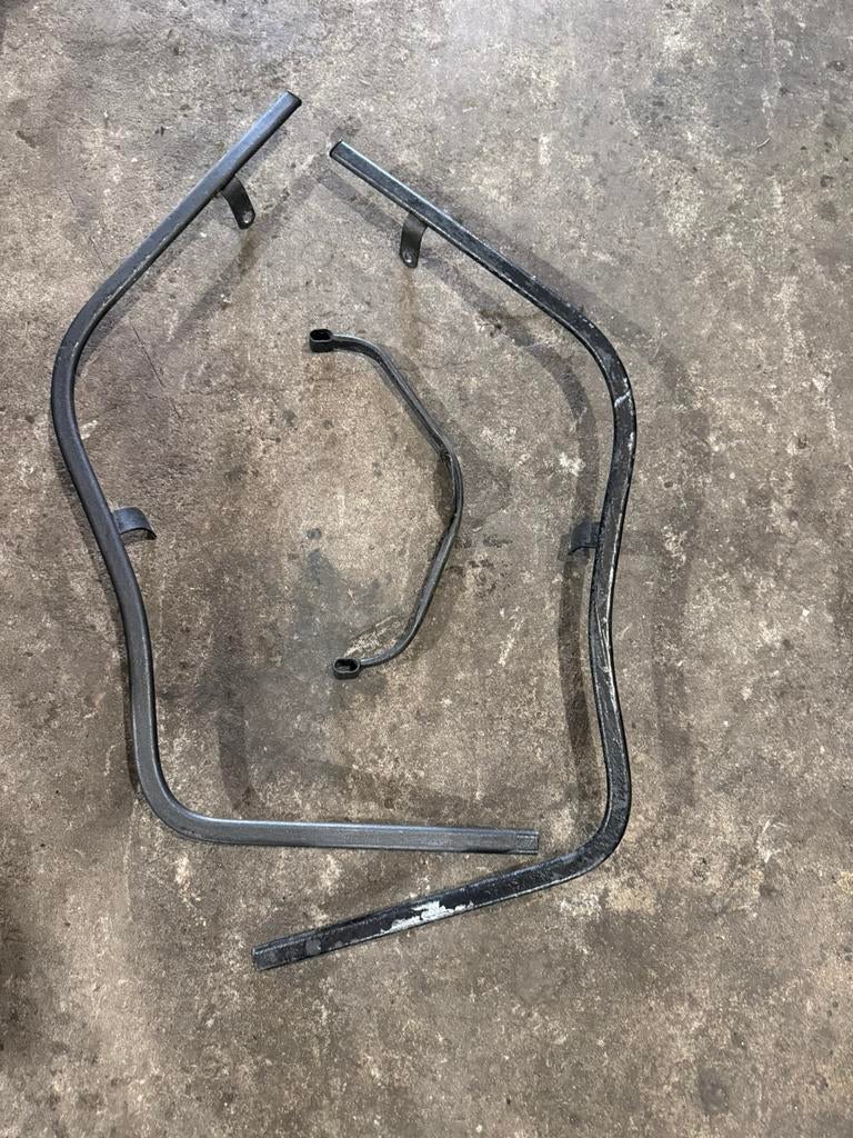 Te koop piaggio typhoon beugels, Fietsen en Brommers, Brommeronderdelen | Scooters, Ophalen of Verzenden, Overige typen, Piaggio