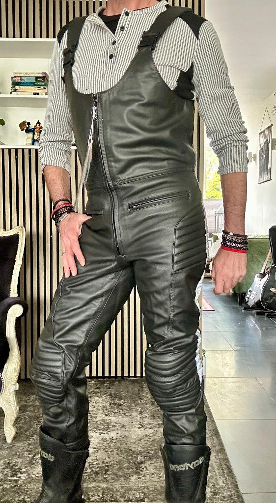 Top Skin Leren motor broek  maat 52 nieuw met kaartjes, Motoren, Kleding | Motorkleding, Nieuw met kaartje, Topskin, Broek | leer