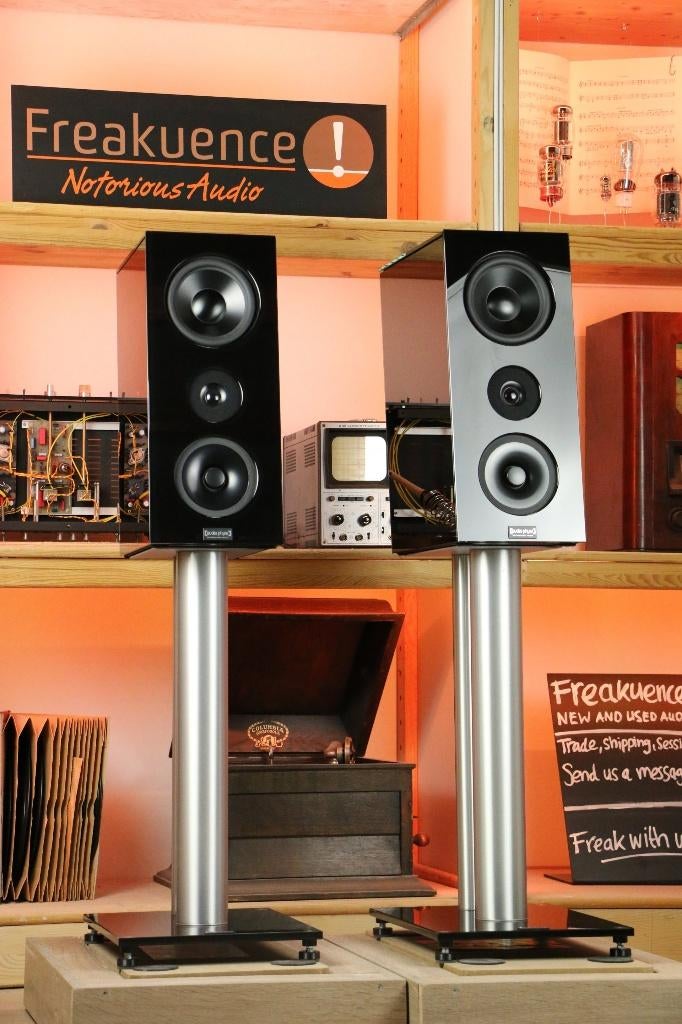 Audio Physic Spark 6 + stands. INRUIL OK. Hulp bij matchin?, Overige merken, Audio Physic, Ophalen of Verzenden, Zo goed als nieuw
