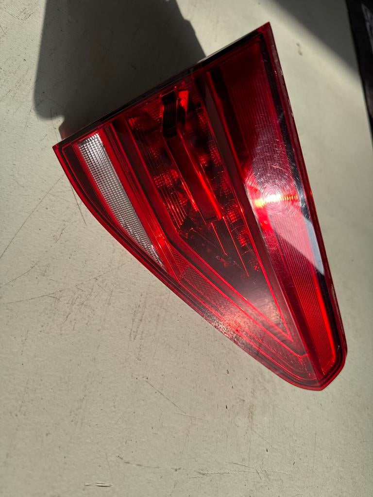 Volkswagen Touran 5TA LED Achterlicht Links Bestuurderskant, Ophalen of Verzenden, Gebruikt, Volkswagen