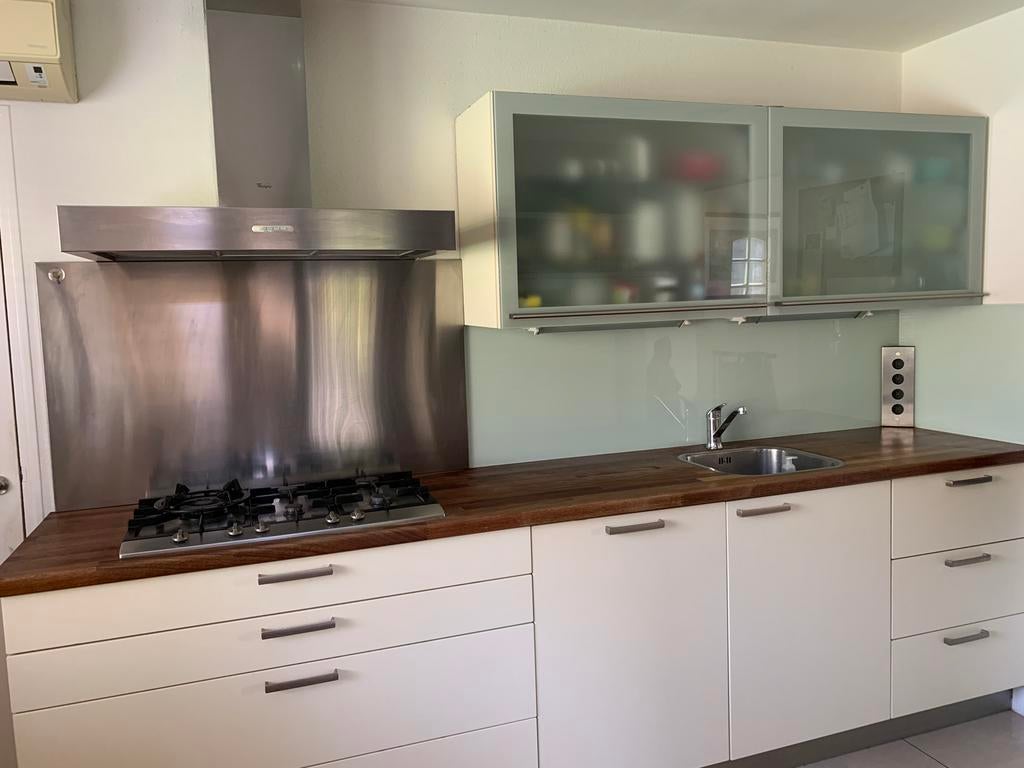 Gratis complete keuken met diverse apparatuur., Ophalen, Gebruikt, Overige typen, Hout