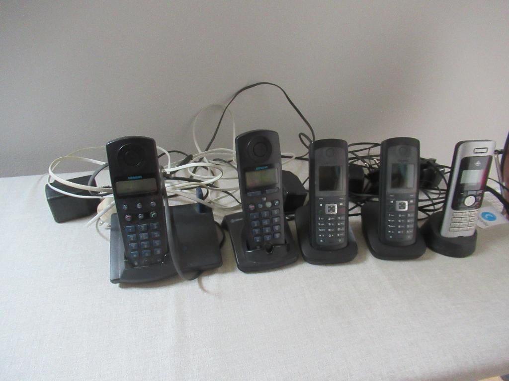5 oude TELEFOONS (Siemens, KPN), Ophalen of Verzenden, Gebruikt, 4 handsets of meer