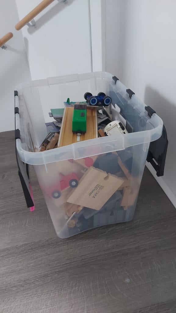 Grote bak met divers houten speelgoed, Ophalen of Verzenden, Gebruikt, Overige typen