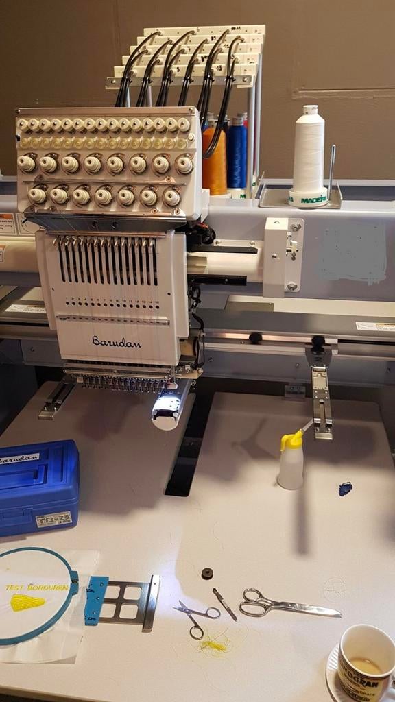 Barudan REV7-Z1501CII Borduurmachine, Hobby en Vrije tijd, Borduren en Borduurmachines, Ophalen, Gebruikt, Machineborduren, Borduurmachine