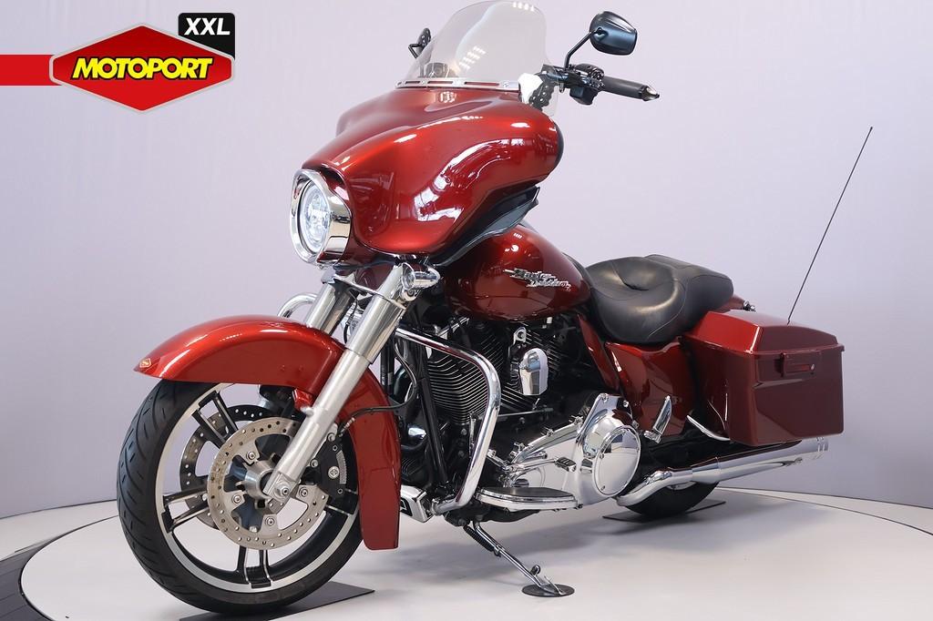 Harley-Davidson STREET GLIDE (bj 2010) - foto 3