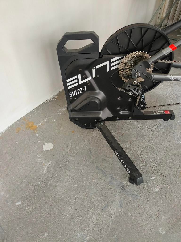 Elite Suito-T fietstrainer, Sport en Fitness, Wielrennen, Ophalen of Verzenden