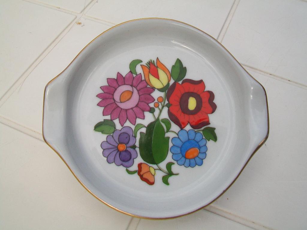 Porselein asbak handgeschilderd Kalocsa Hongarije Hongaars, Antiek en Kunst, Antiek | Porselein, Ophalen of Verzenden