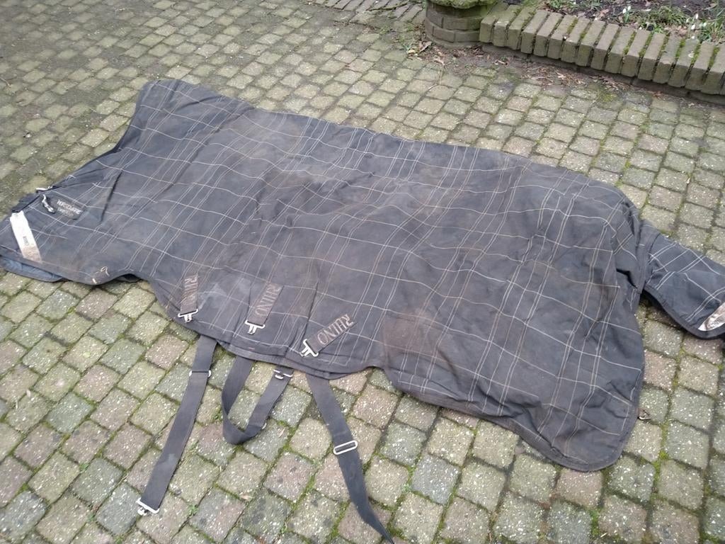 Rhino Wug turnout 100gr, 215., Ophalen of Verzenden, Gebruikt