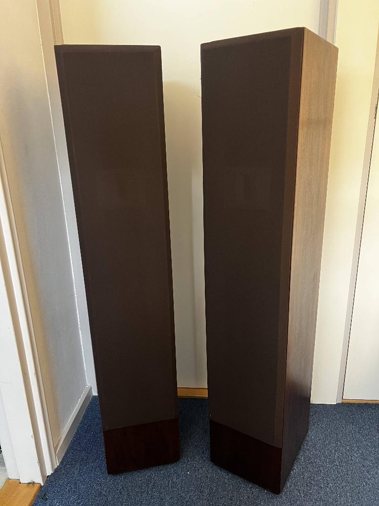 Custom Speakers, Gebruikt, 120 watt of meer, Front, Rear of Stereo speakers, Ophalen