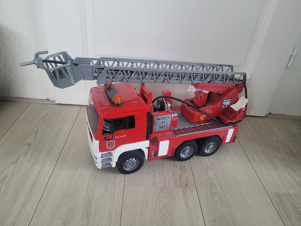 Bruder brandweer, Kinderen en Baby's, Speelgoed | Speelgoedvoertuigen, Ophalen of Verzenden
