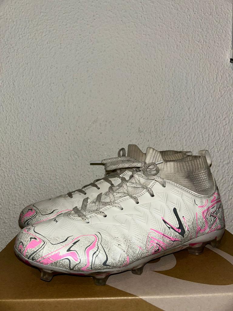 Mooie stoere voetbal schoenen, Ophalen, Schoenen, Maat M, Zo goed als nieuw