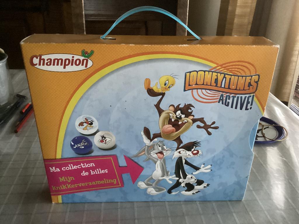 Valiesje knikkers LOONEYTUNES volledig, Ophalen of Verzenden, Gebruikt