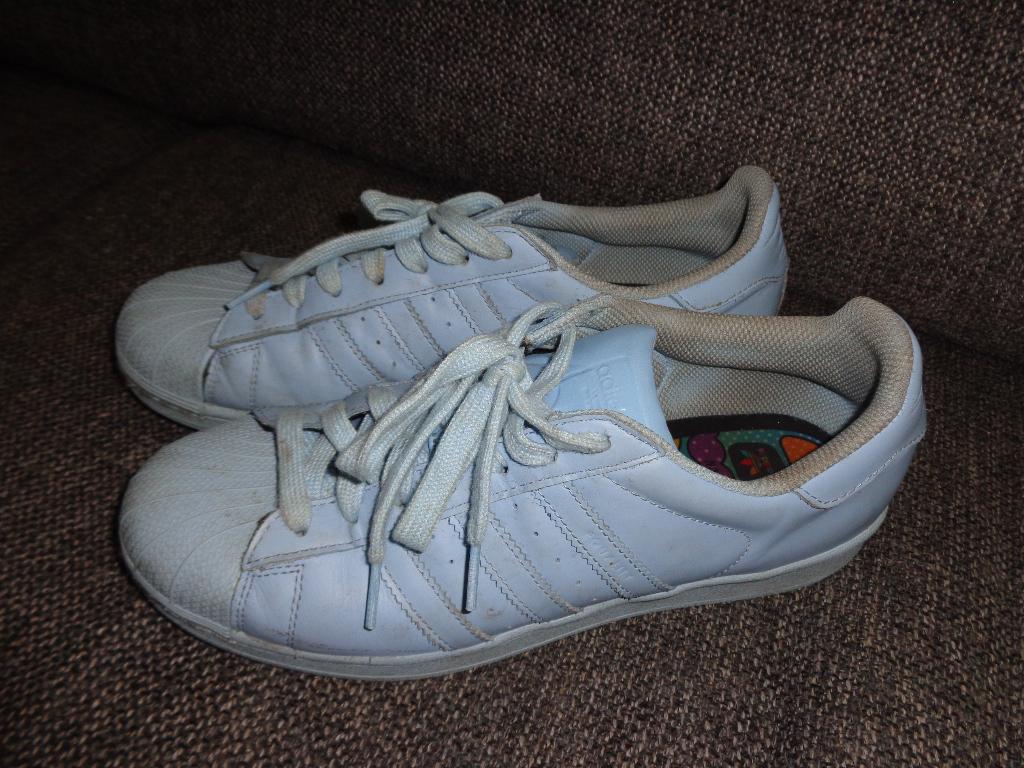 lichtblauwe herenschoenen van ADIDAS, maat 42.5 ., Ophalen of Verzenden, Gedragen, Blauw, Sneakers of Gympen