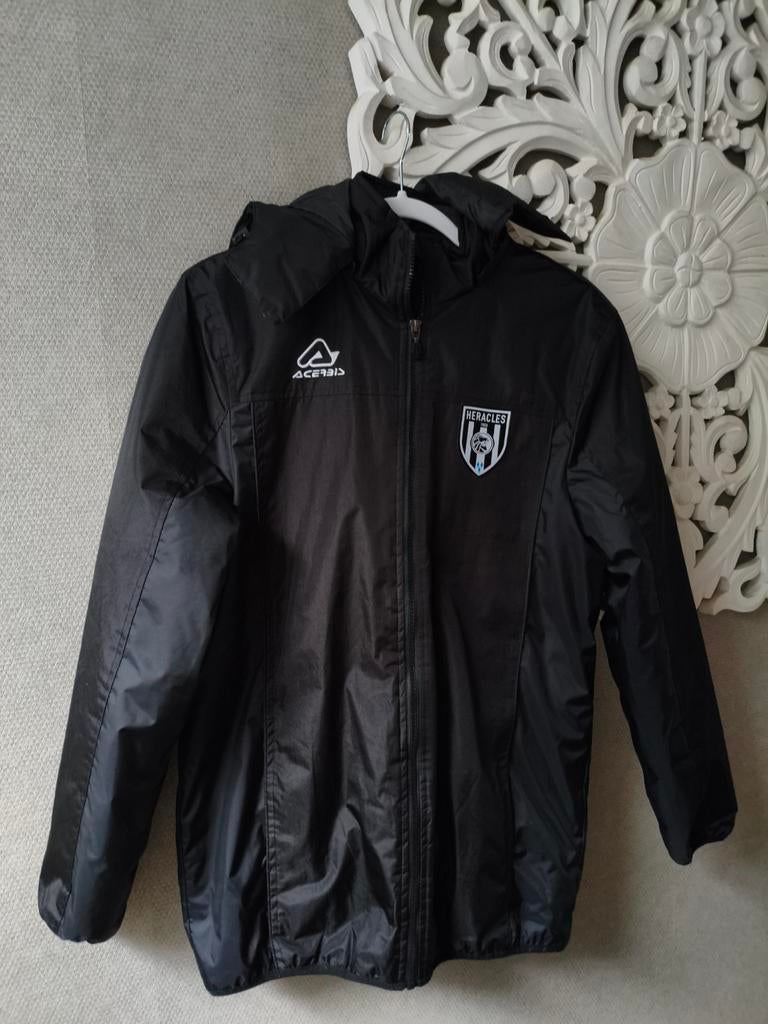 Mooie jas van Heracles Almelo!, Ophalen of Verzenden, Zo goed als nieuw, Maat 48/50 (M), Zwart