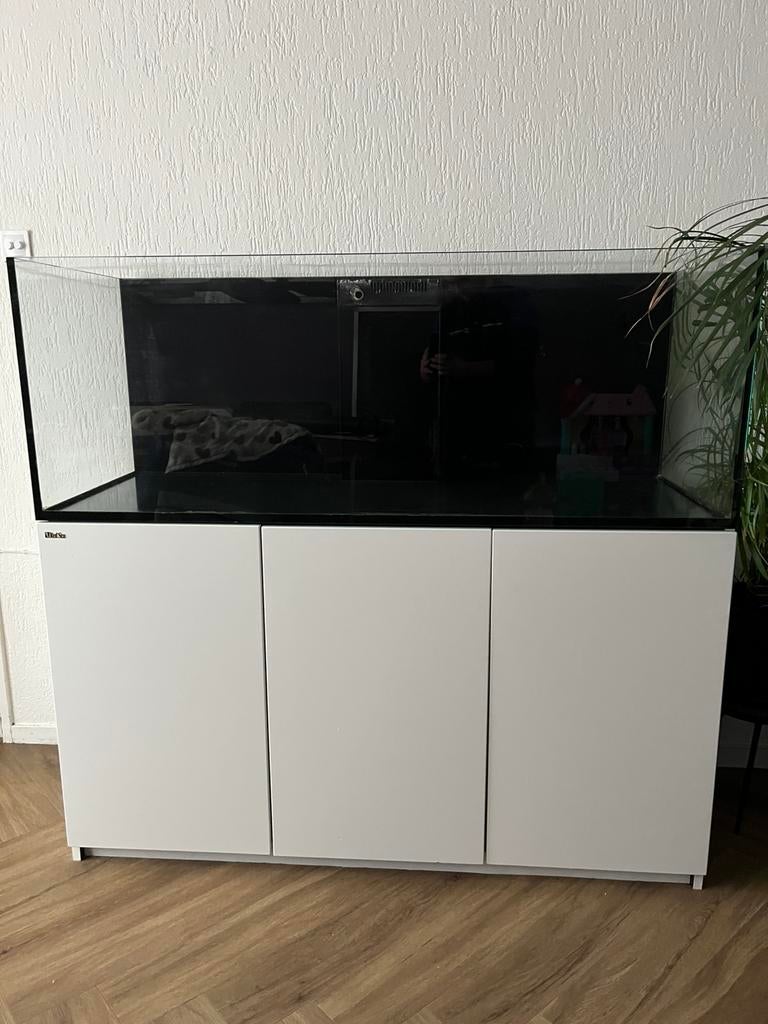 Red sea aquarium., Ophalen, Gebruikt, Leeg aquarium