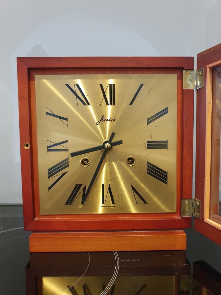 Haid klok, Antiek en Kunst, Ophalen