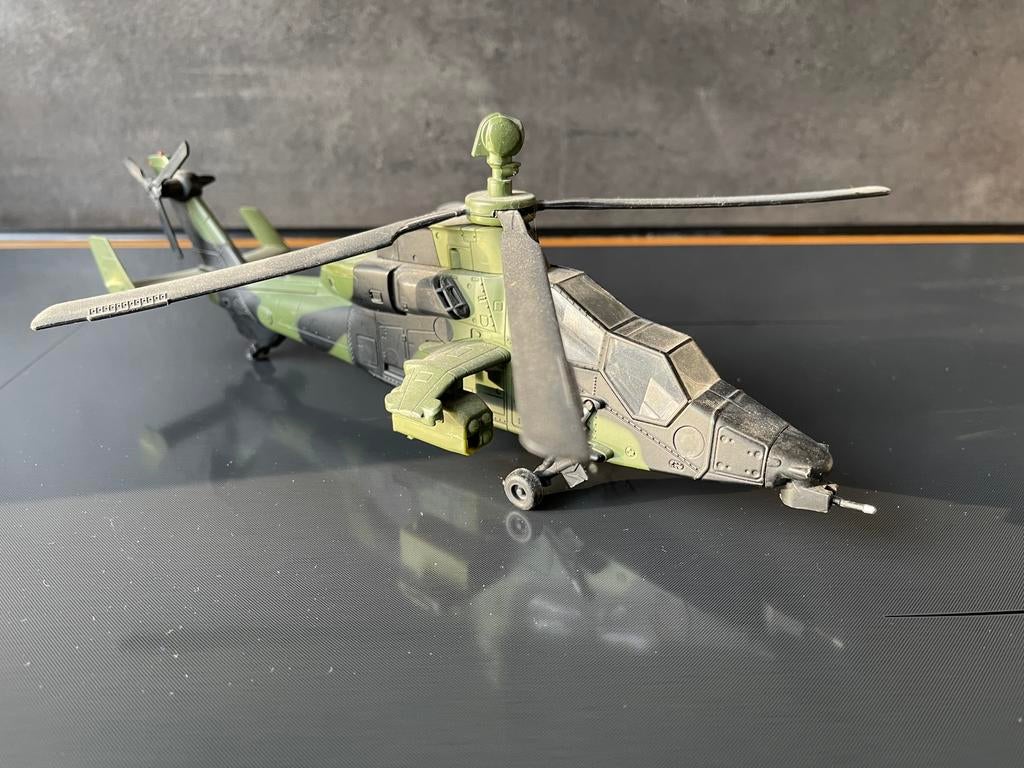Apache helikopter SIKU 4912 metal, Ophalen of Verzenden, Zo goed als nieuw, 1:72 tot 1:144, Overige merken