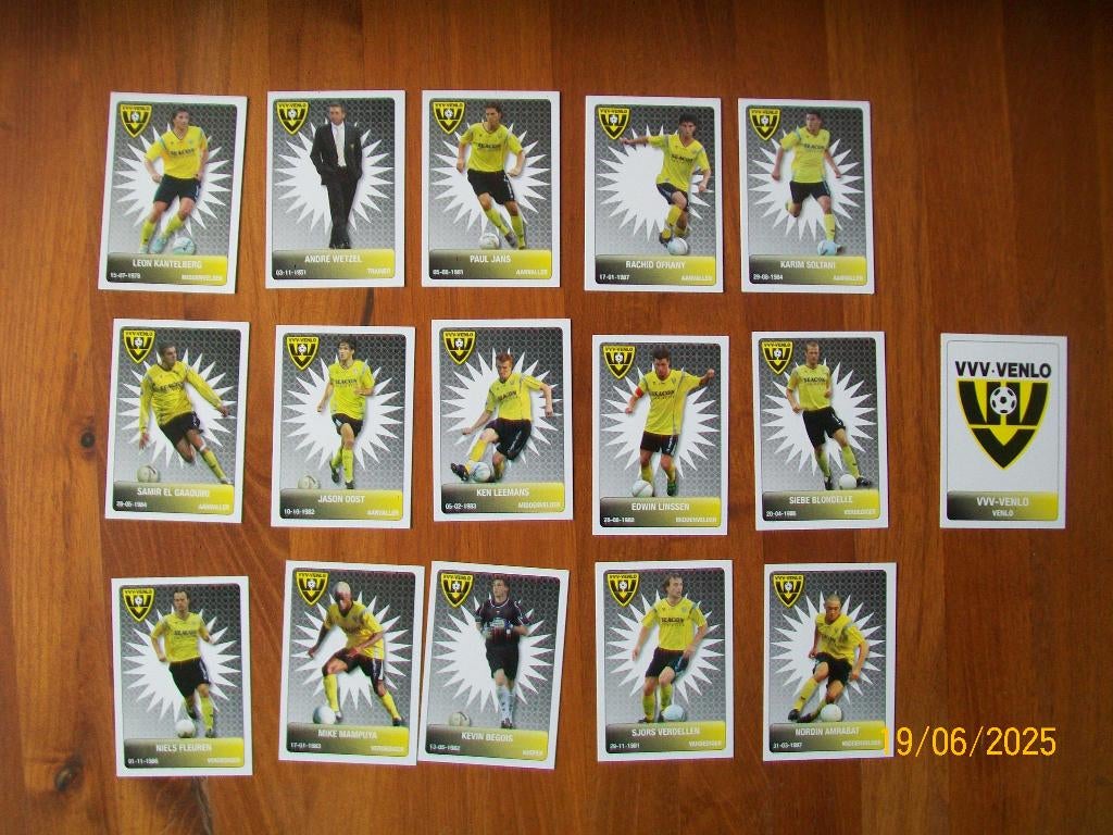 16 Voetbalplaatjes VVV Venlo seizoen 2007 - 2008, Verzenden, Zo goed als nieuw, Overige binnenlandse clubs, Poster, Plaatje of Sticker