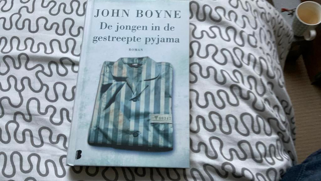 John Boyne - De jongen in de gestreepte pyjama, Boeken, Literatuur, Ophalen of Verzenden, Zo goed als nieuw, John Boyne